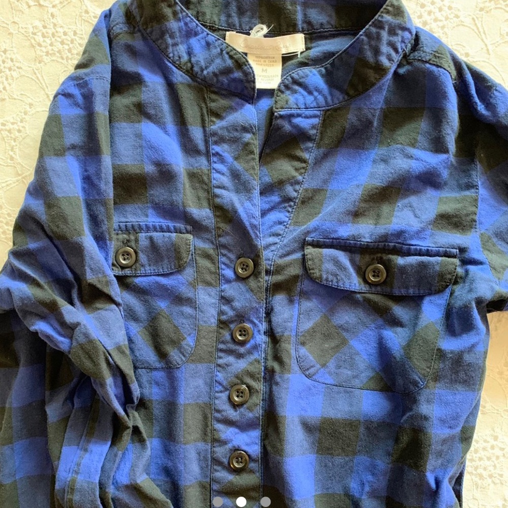 90’s Charlotte Russe 💙plaid top